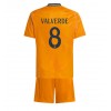 Real Madrid Federico Valverde #8 Auswärtstrikot 2024-25 Kurzarm (+ kurze hosen)